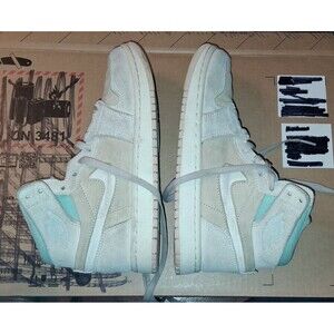 Nike Air Jordan 1 Zoom CMFT 2 in
Coconut Milk/Light Dew/Sail (Women's Size 7)